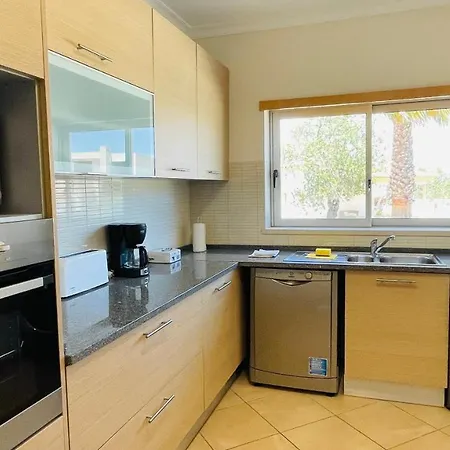 Santa Maria N By Check-in Portugal אלבופיירה