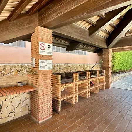 Santa Maria N - Shared Pool - 8 Guests - *