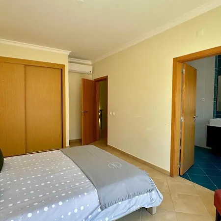 Santa Maria N - Shared Pool - 8 Guests - *