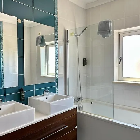 Santa Maria N - Shared Pool - 8 Guests -