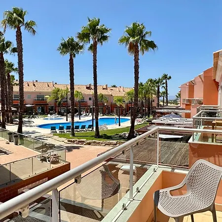 Santa Maria N - Shared Pool - 8 Guests - *